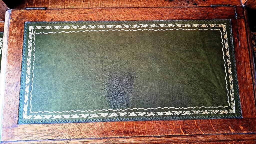 Foto 24 van Uniek Antiek Eiken Dickens Bureau (ca. 1910) – Blikvanger!