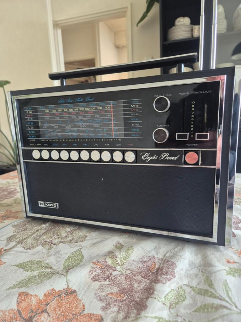 Vintage Koyo ktr1671 Eight Band Transistor wereld ontvanger, Ophalen of Verzenden, Wereldontvanger