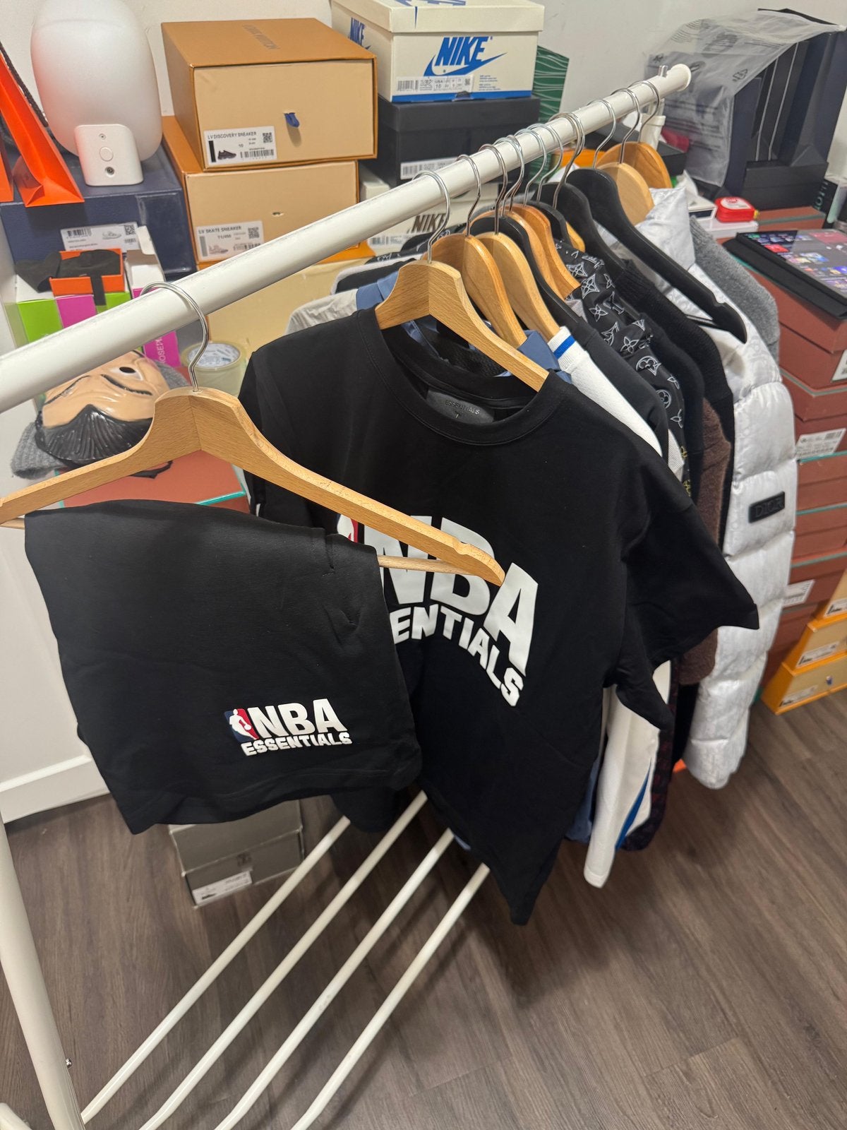 Fear of God Essentials NBA T-shirt zwart, Ophalen of Verzenden, Nieuw