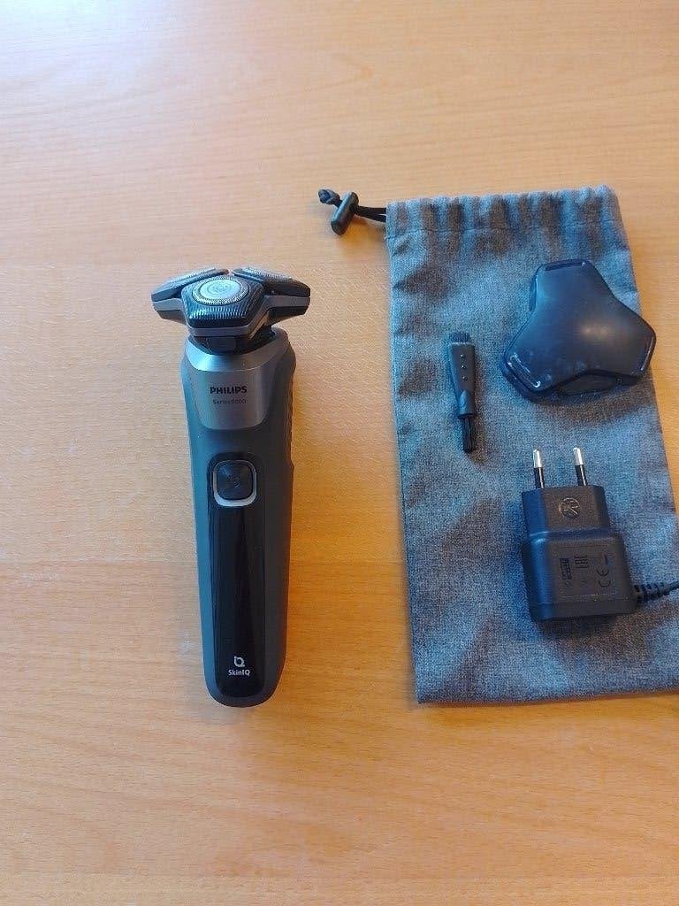 Philips Scheerapparaat, Witgoed en Apparatuur, Persoonlijke-verzorgingsapparatuur, Ophalen, Gebruikt, Scheren en Epileren