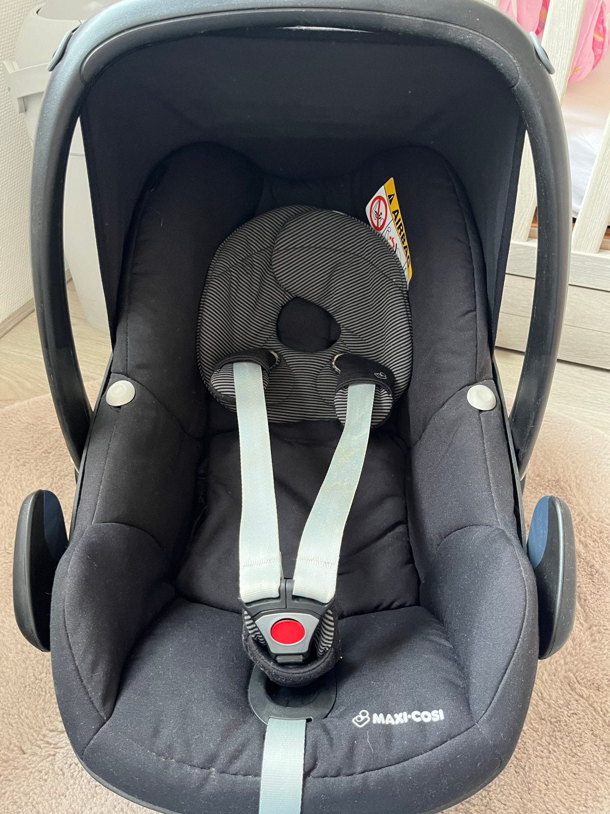 Maxi-Cosi Pebble autostoel met vlekjes, Ophalen, 0 t/m 13 kg, Maxi-Cosi, Gebruikt
