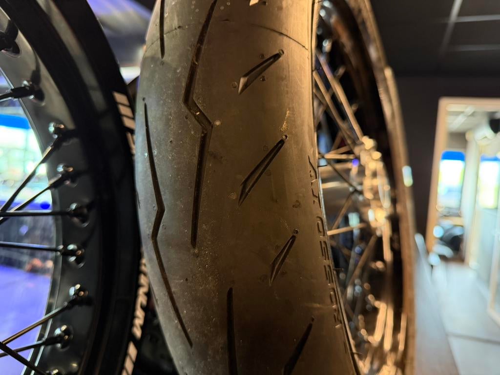 Nieuwe Sm wielen Stark Varg KTM Husqvarna Gasgas 17 inch, Nieuw, Ophalen of Verzenden, Varg, Info@stark.com
