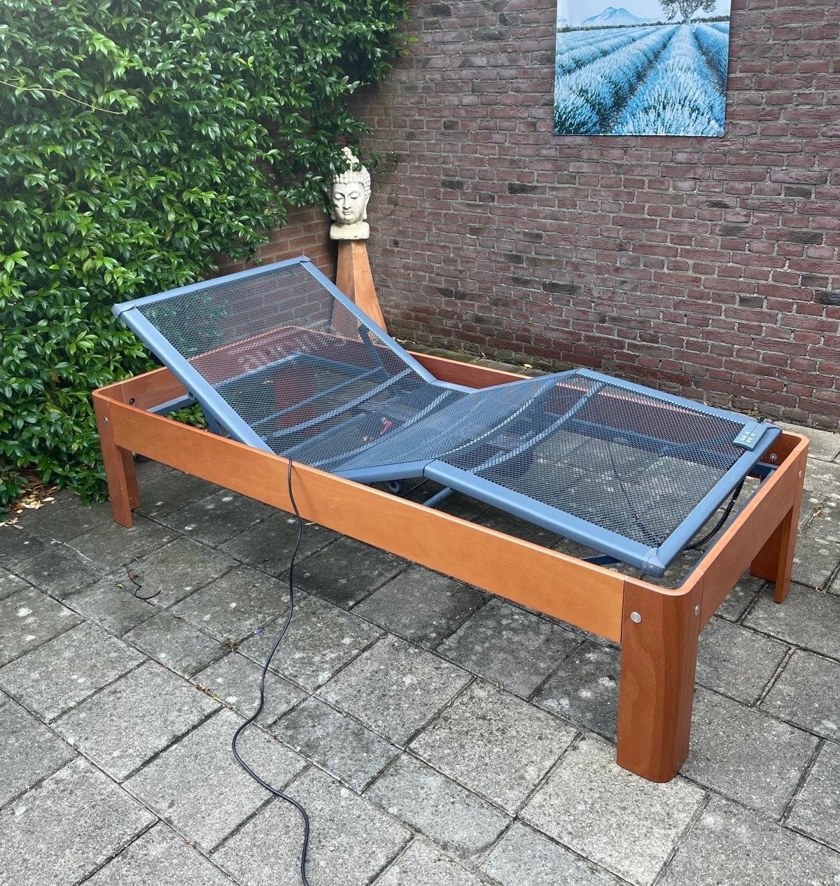 Auping Auronde bed 90x200x48cm - elektrisch verstelbaar, Ophalen, 90 cm, Eenpersoons, Bruin