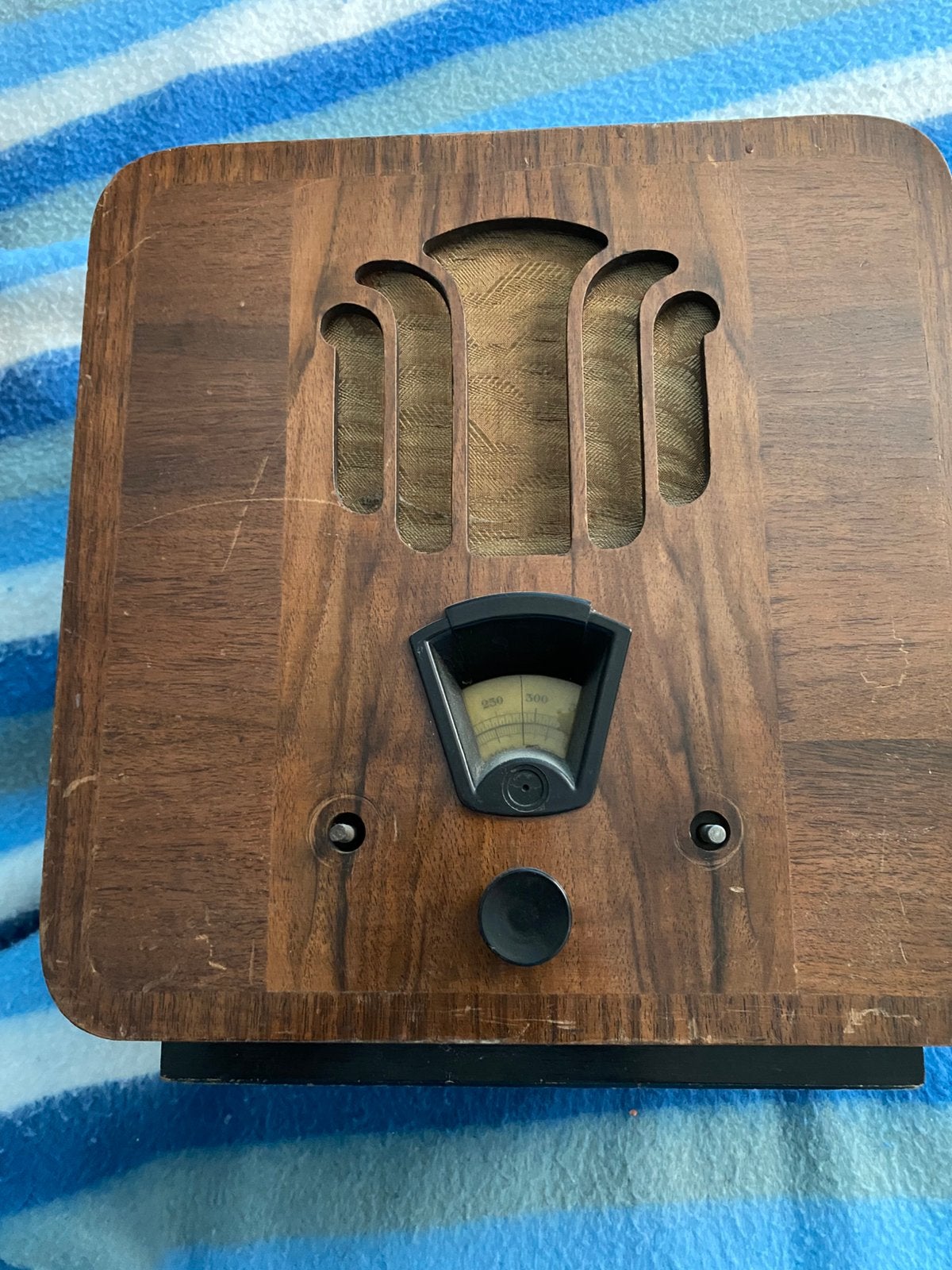 Oude Philips radio 836A, Ophalen, Niet werkend, Radio