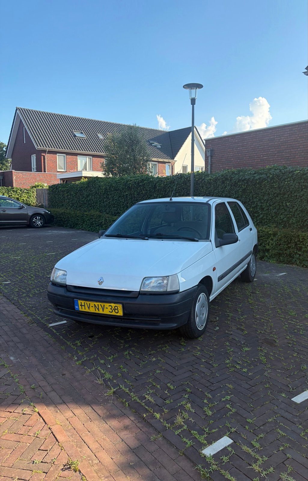 Renault Clio 1.4 RN AUT 1994 Wit, 750 kg, 4 cilinders, Wit, Origineel Nederlands