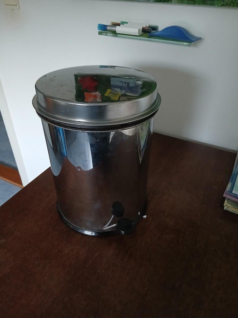 Pedaalemmer rvs hoogte 35 cm, Huis en Inrichting, Woonaccessoires | Prullenbakken, Minder dan 10 liter, Ophalen of Verzenden, Rvs