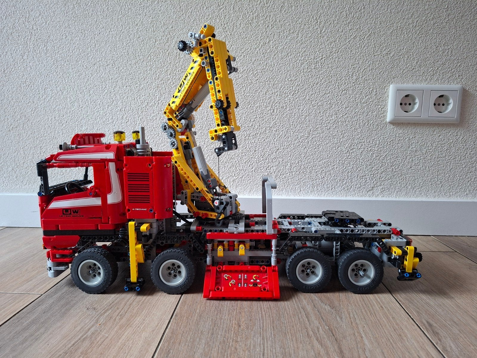 lego technic vrachtwagen 8258, Lego, Compleet, Ophalen of Verzenden, Zo goed als nieuw