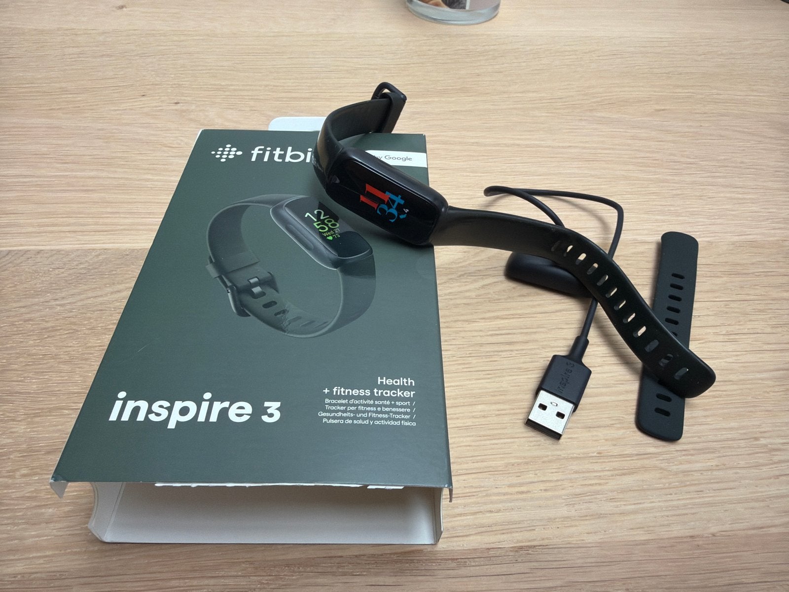 Fitbit Inspire 3 Health + Fitness Tracker Zwart, Ophalen of Verzenden, Waterdicht, Gebruikt, Zwart