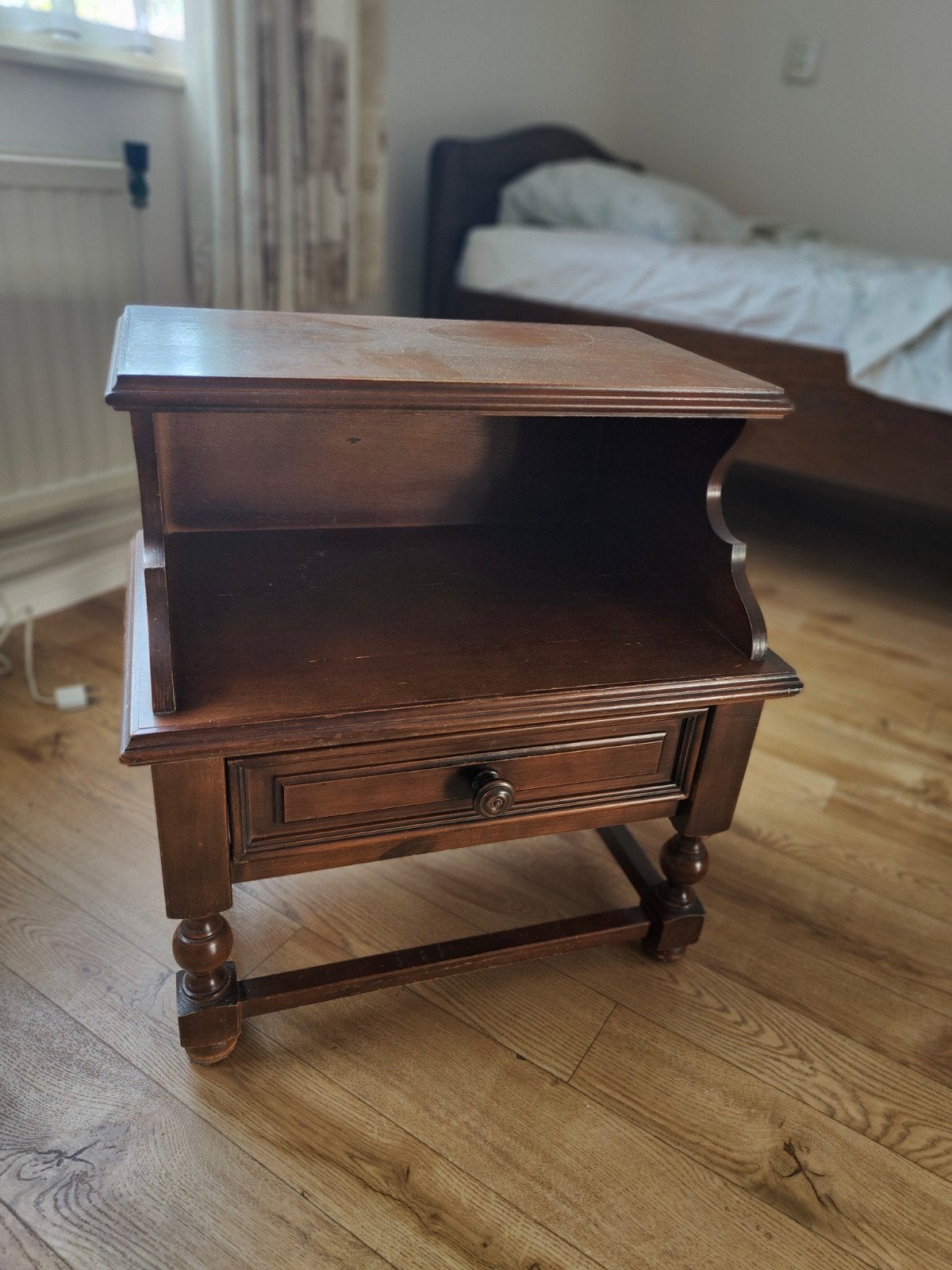 Vintage klassiek houten nachtkastje/telefoonkastje met lade, Huis en Inrichting, Ophalen, Gebruikt, Minder dan 45 cm