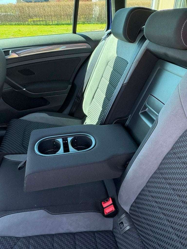 Foto 23 van Volkswagen Golf Variant R-line 7-DSG (Inruil mogelijk)