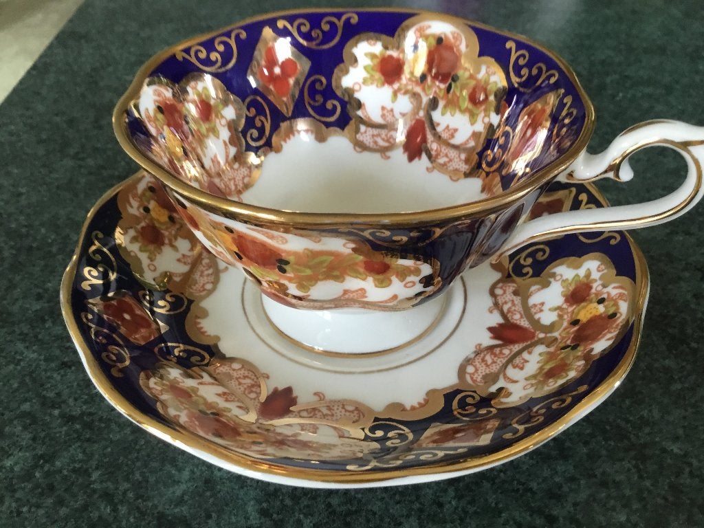 Royal Albert HEIRLOOM AVON THEEKOP EN SCHOTEL, Ophalen of Verzenden