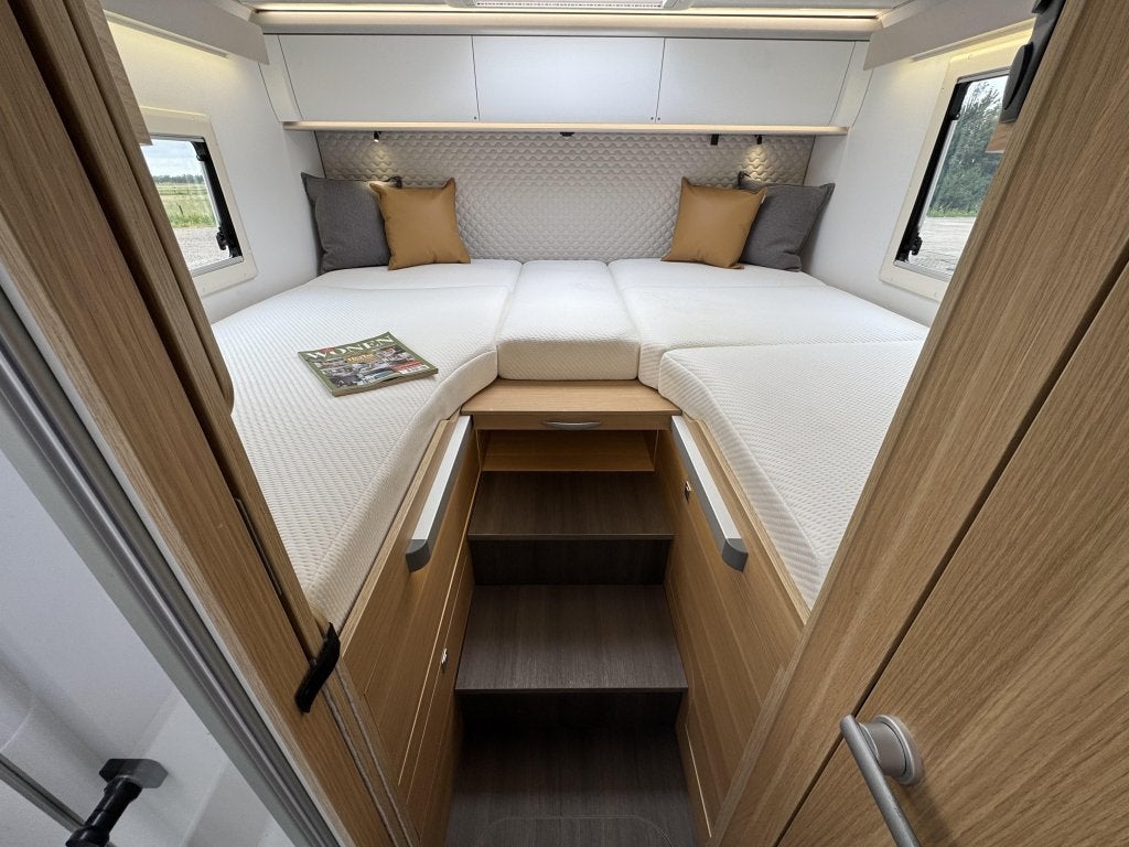 Adria Matrix Plus 670 DL Automaat Omvormer Airco 2024, Caravans en Kamperen, Fiat, Bedrijf, Diesel, Stra?ka cesta 50, 8000 Novo mesto, Slovenië