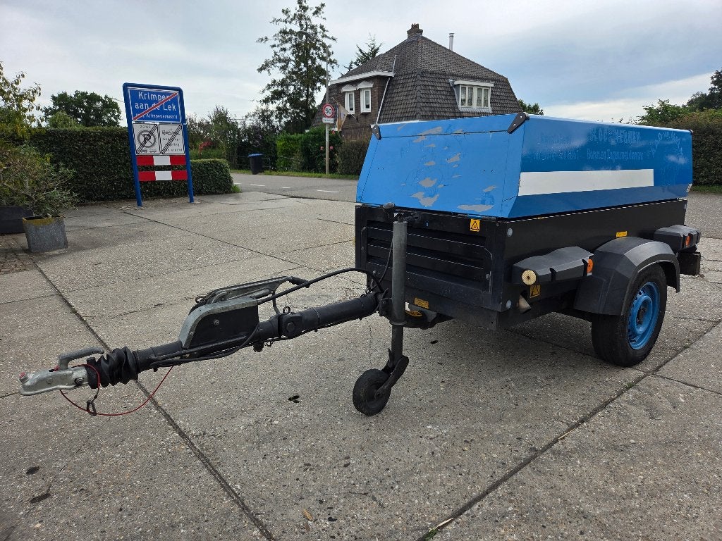 Atlas Copco XAS77 4.3m³ en Atlas Copco XAS40 2.4m³, Ophalen
