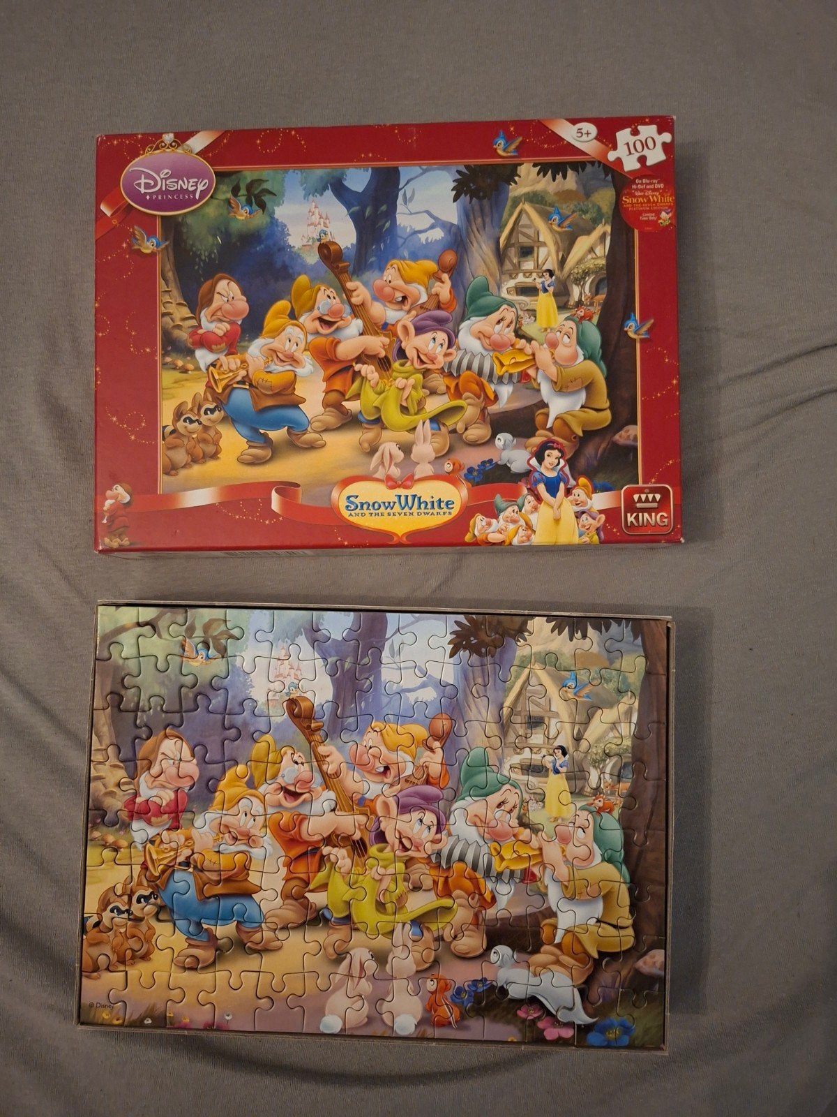 Disney Sneeuwwitje en de Zeven Dwergen Legpuzzel 100 stukjes, Hobby en Vrije tijd, Ophalen of Verzenden, Minder dan 500 stukjes