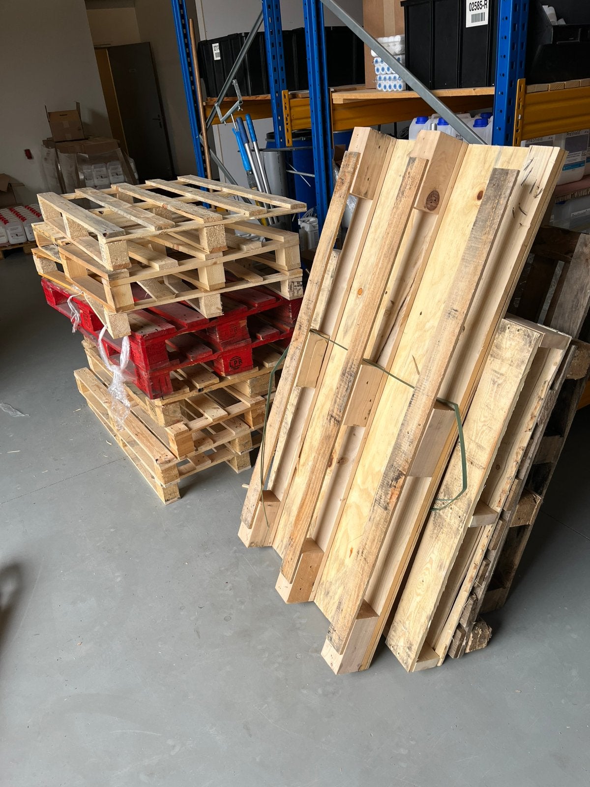 Pallets (heel en kapot), Doe-het-zelf en Verbouw, Hout en Planken, Ophalen, Zo goed als nieuw