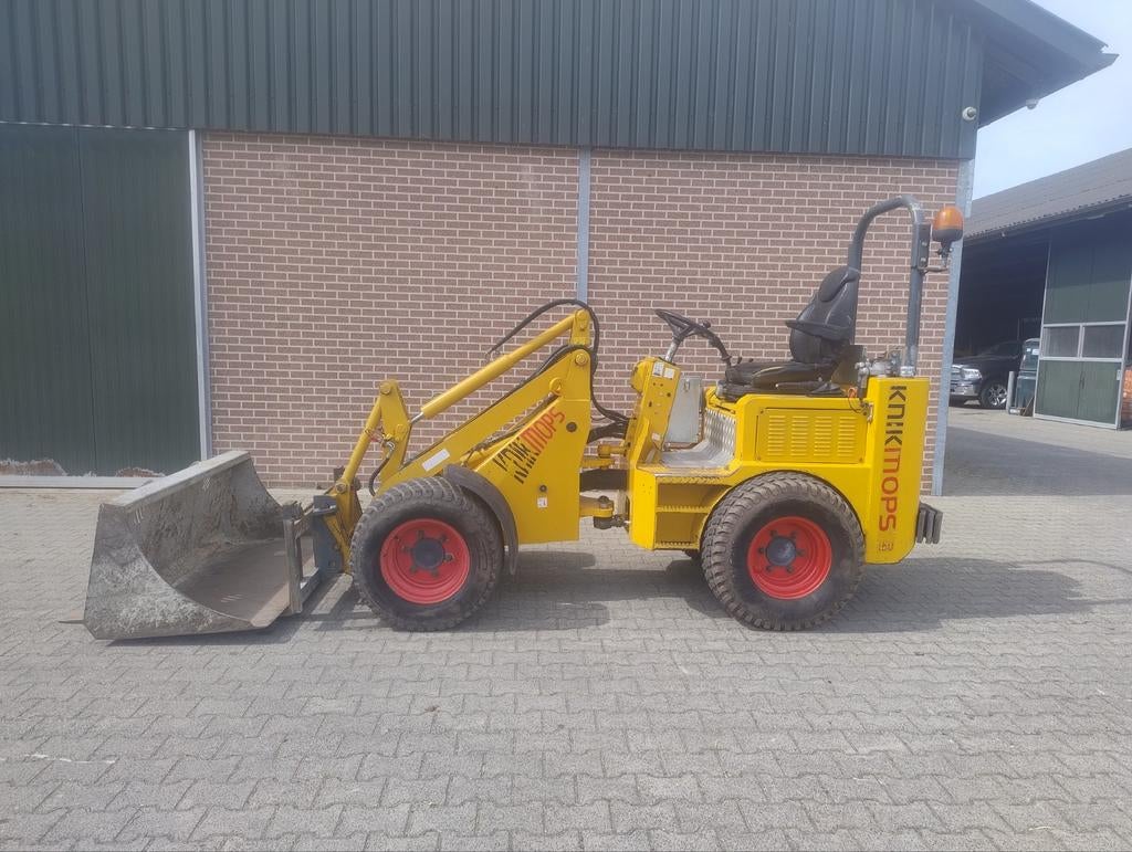 Knikmops 180 +bak en palletvork  super netjes, Ophalen of Verzenden