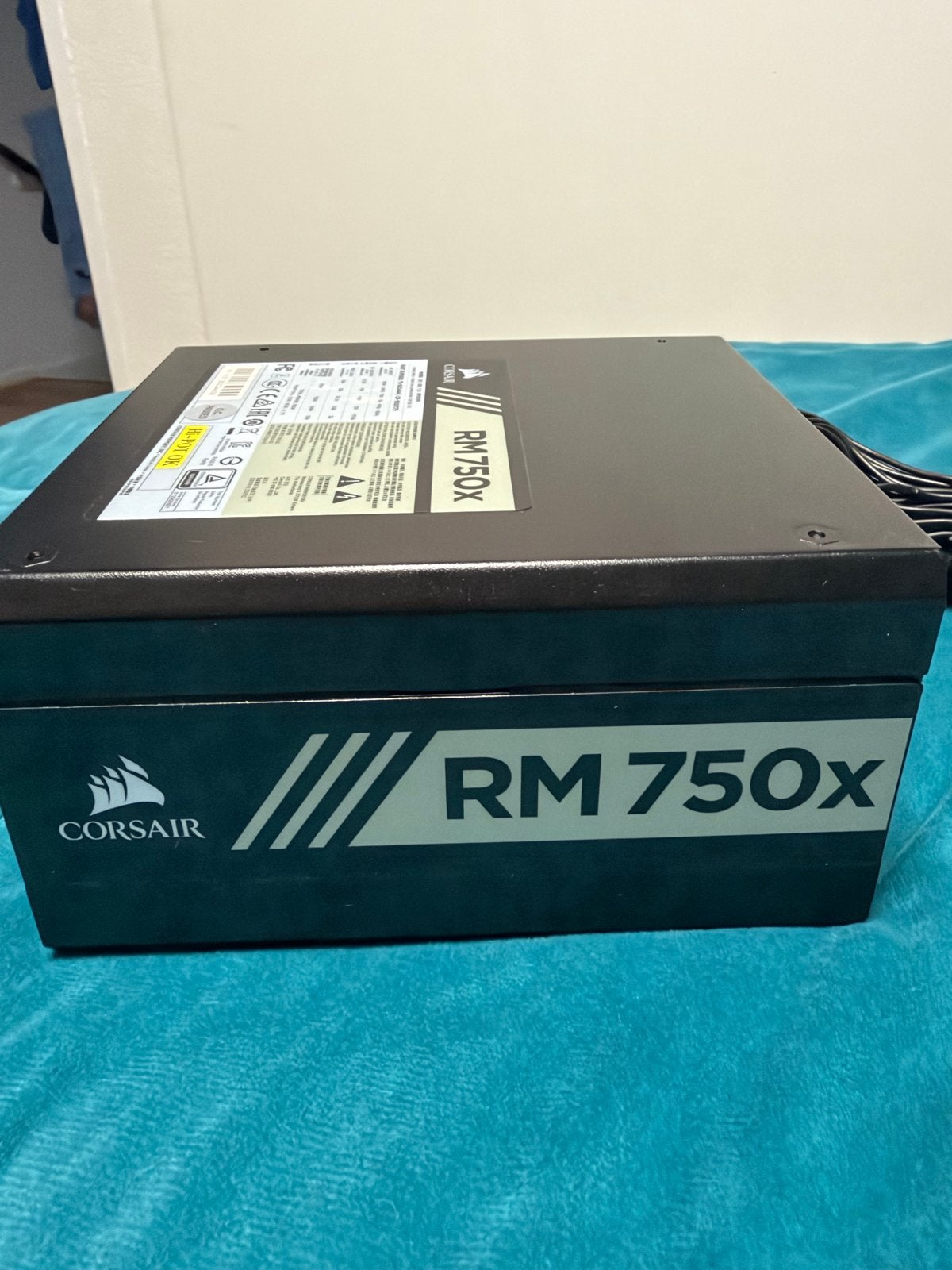 Corsair RM750x Voeding - Modulair, 750W versturen kan, Ophalen of Verzenden, Zo goed als nieuw