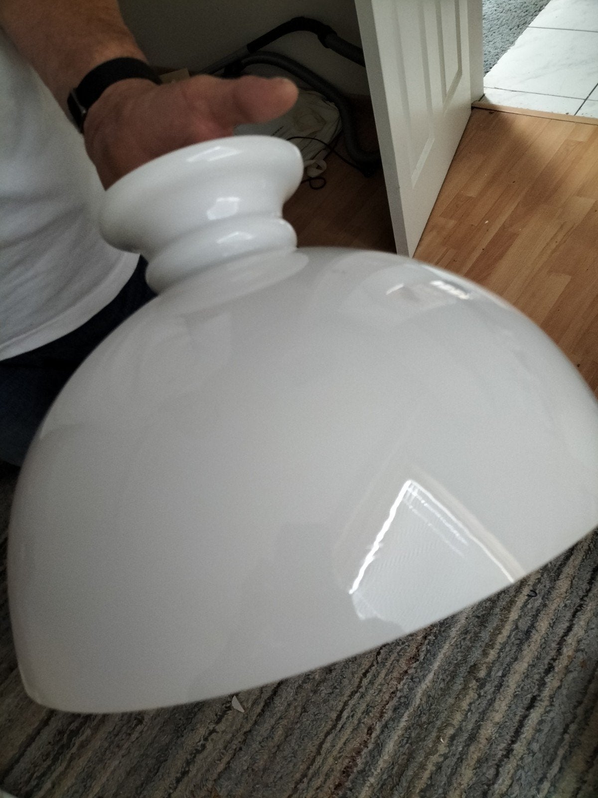 2 Glazen lampenkappen  - wit en zacht groen, Meerkleurig, Rond, Zo goed als nieuw, Glas