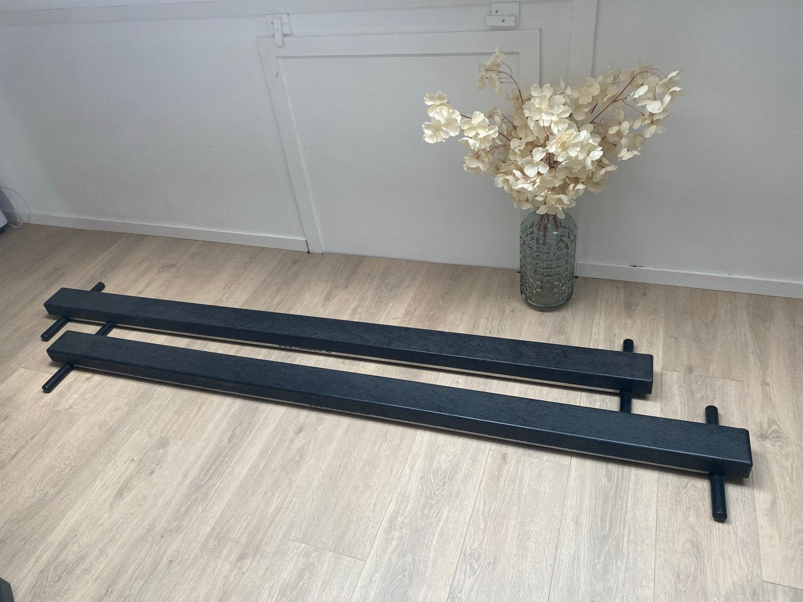 Twee Turnbalken, Ophalen, Gebruikt, Zwart, Materiaal