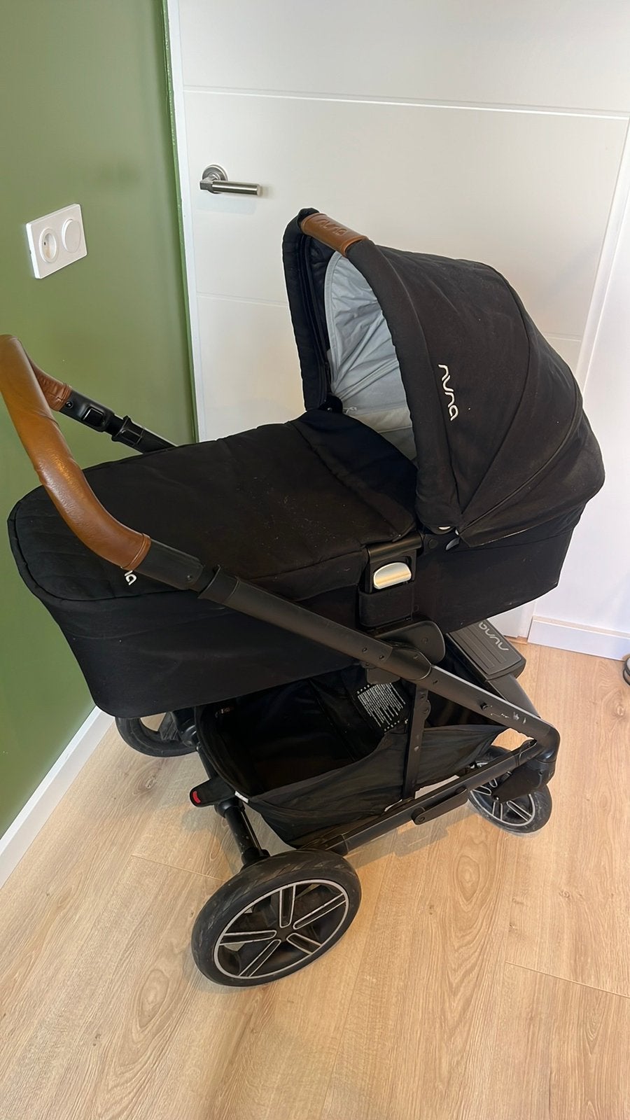 Nuna kinderwagen incl iso-fix en maxicosi, Gebruikt, Verstelbare duwstang, Ophalen, Kinderwagen