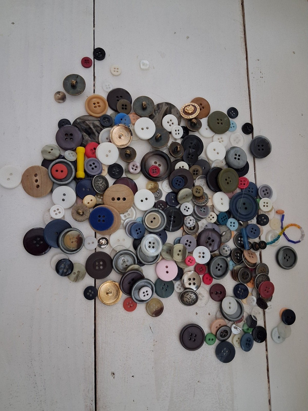 Grote verzameling knopen in diverse kleuren en maten, Hobby en Vrije tijd, Ophalen of Verzenden, Gebruikt, Knoop of Knopen