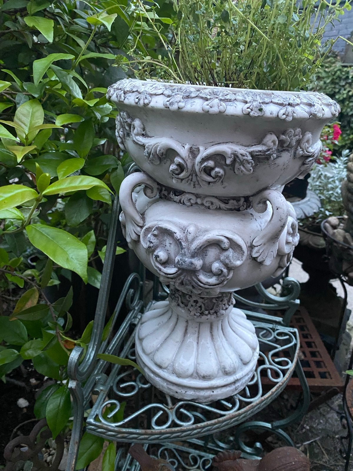 Leuke tuinvaas PTMD, brocante tuinvaas, bloempot, Tuin en Terras, Tuinstekers, Ophalen, Gebruikt