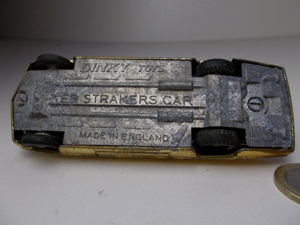 1970 Dinky Toys 352 ED STRAKERS CAR. Uit SHADO+UFO SERIE -B-, Ophalen of Verzenden, Gebruikt, Auto, Dinky Toys