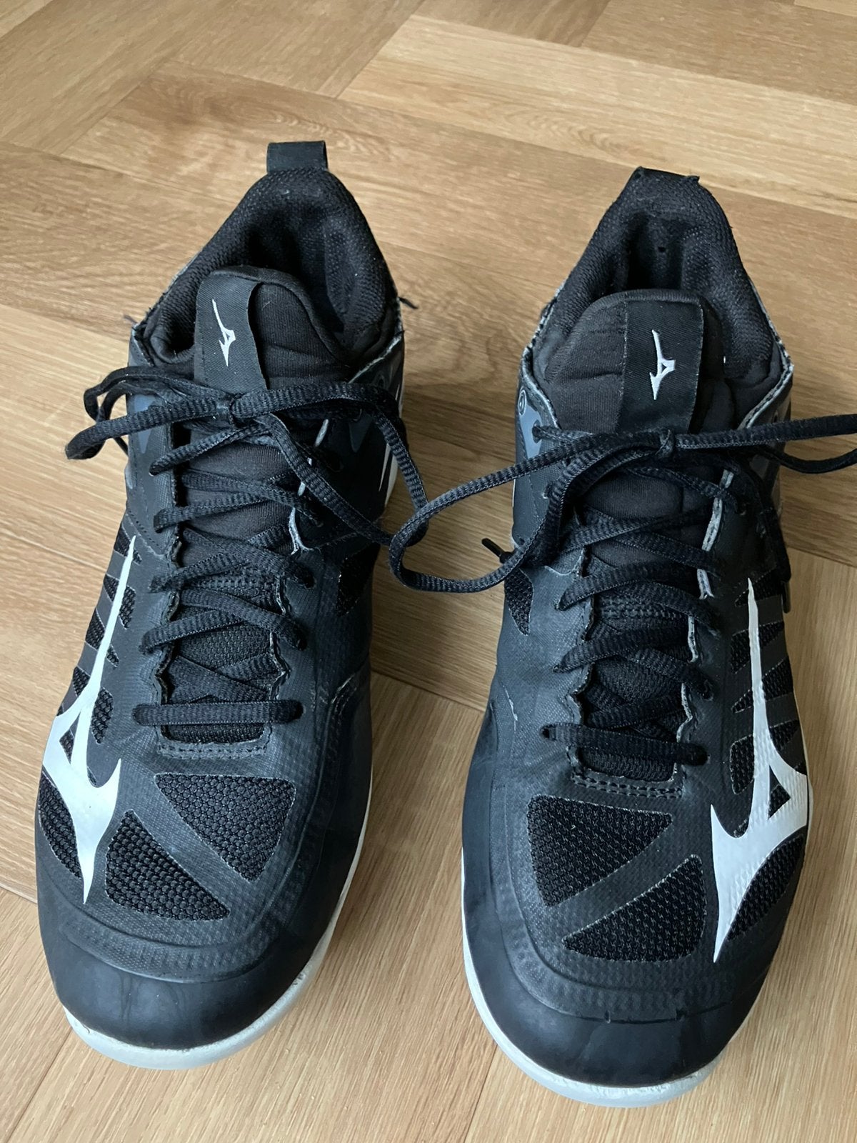 Mizuno zaalschoenen maat 40, Sport en Fitness, Ophalen of Verzenden, Zo goed als nieuw, Schoenen