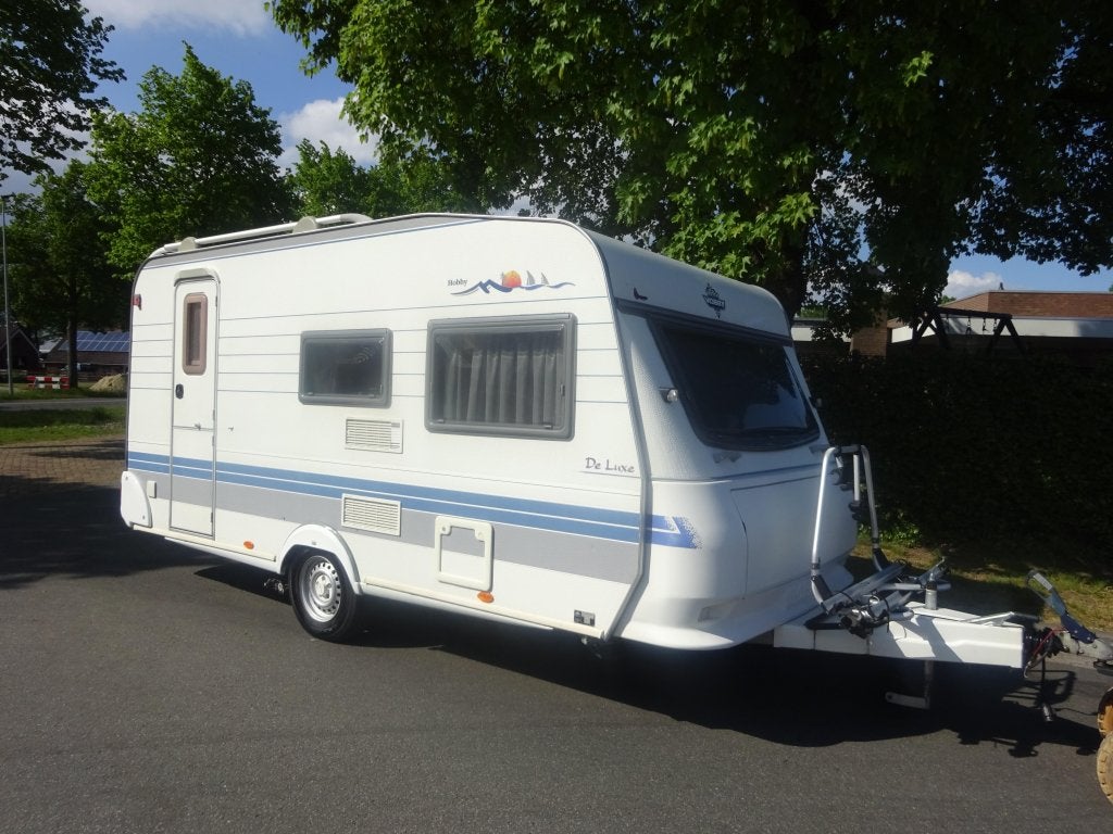Hobby 440 SF Met Grote Keuken en Mover, Caravans en Kamperen, Caravans, Hobby, Ringverwarming, Bedrijf, Treinzit