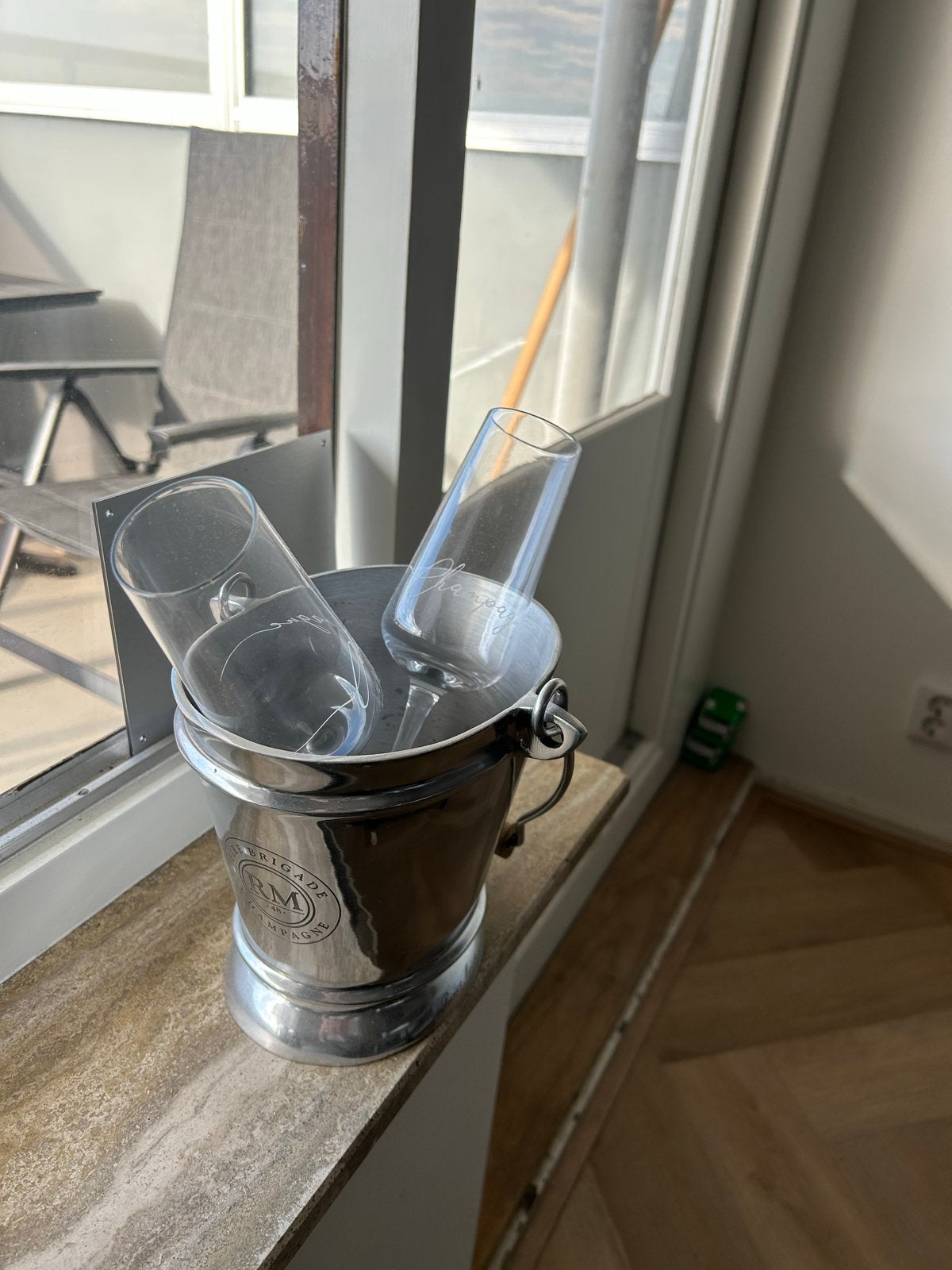 Riviera Maison Wijnkoeler met 2 Glazen, Ophalen of Verzenden, Zo goed als nieuw, Minder dan 5 flessen, Metaal