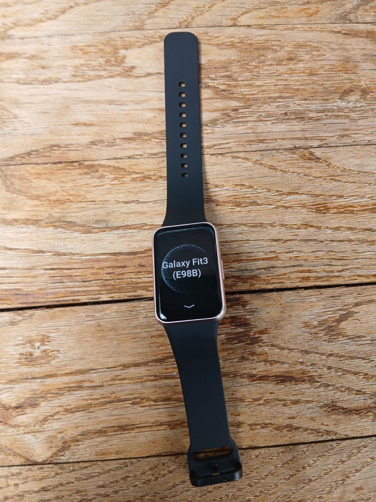Samsung Galaxy Fit3 (E98B) Smartwatch - Zo goed als nieuw, Zwart, Ophalen of Verzenden, Zo goed als nieuw, Samsung