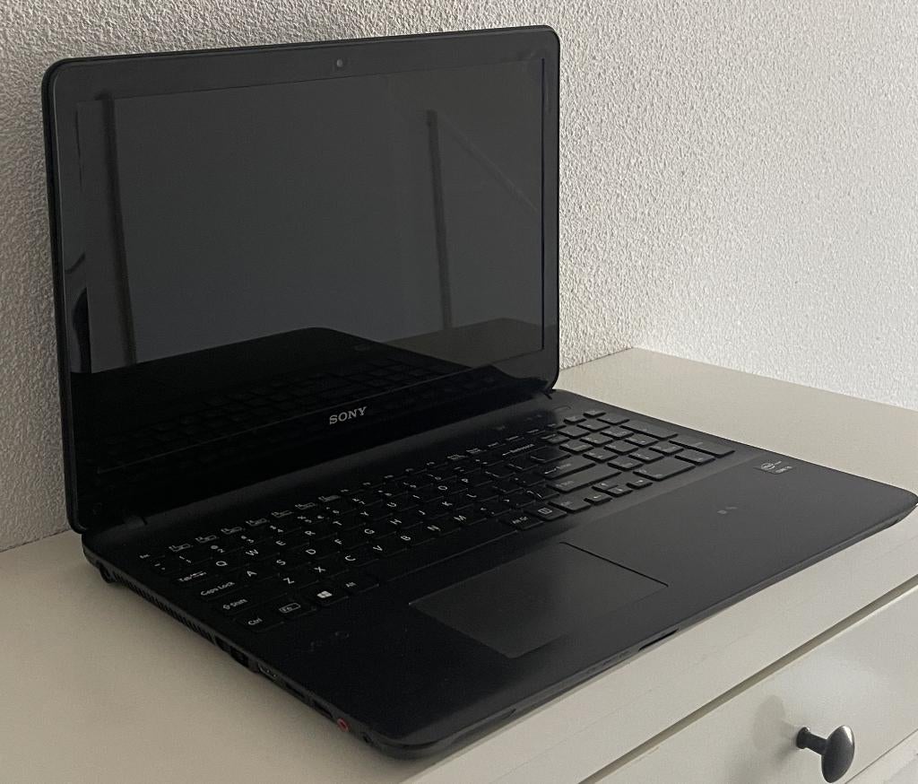 Sony VAIO, Intel i5 1.8GHz, 6/120GB-RAM/SSD, Win 11, Computers en Software, Windows Laptops, Gebruikt, 15 inch, SSD, Minder dan 2 Ghz