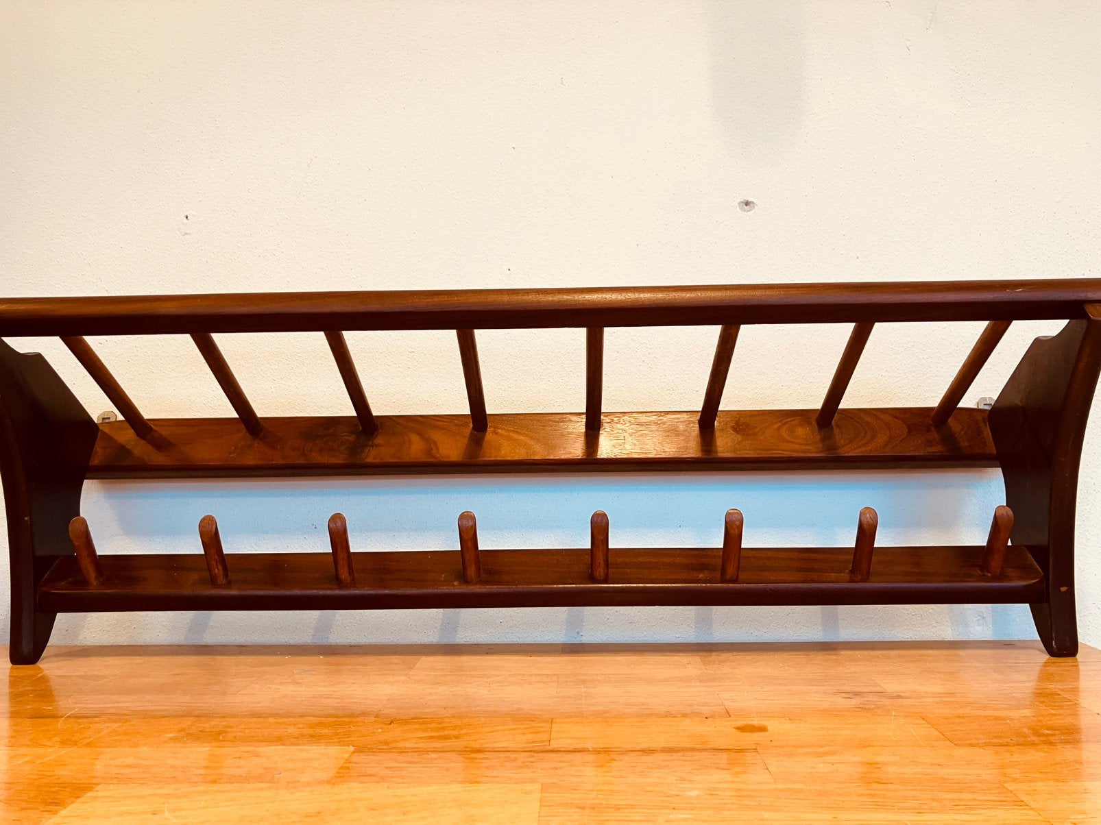 Vintage Deens design teak houten kapstok. 95 cm., Wandkapstok, Ophalen of Verzenden, Zo goed als nieuw, Minder dan 100 cm