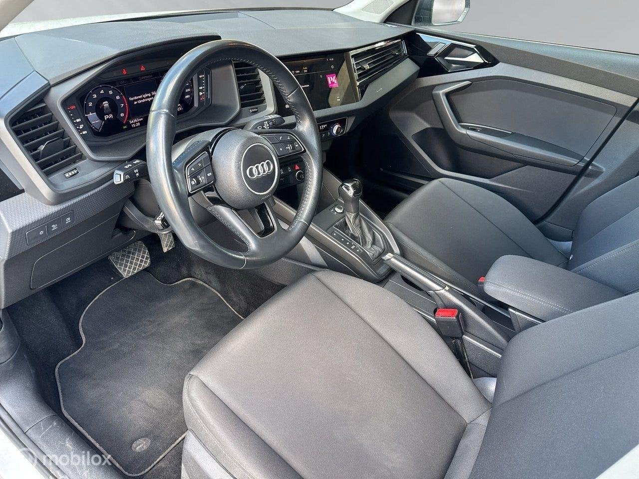 Audi A1 Sportback 30 TFSI Pro Line, LED voor en achter, Auto's, Stof, 116 pk, 1100 kg, 3 cilinders