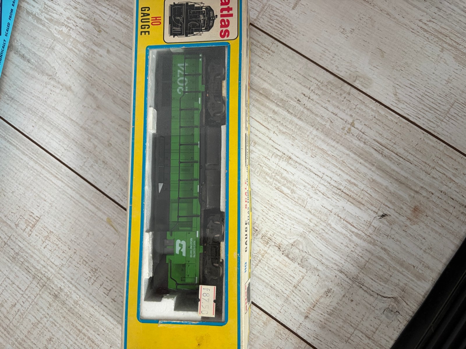 Atlas HO Gauge Locomotief Burlington Northern 2074, Hobby en Vrije tijd, Overige merken, Ophalen of Verzenden, Zo goed als nieuw