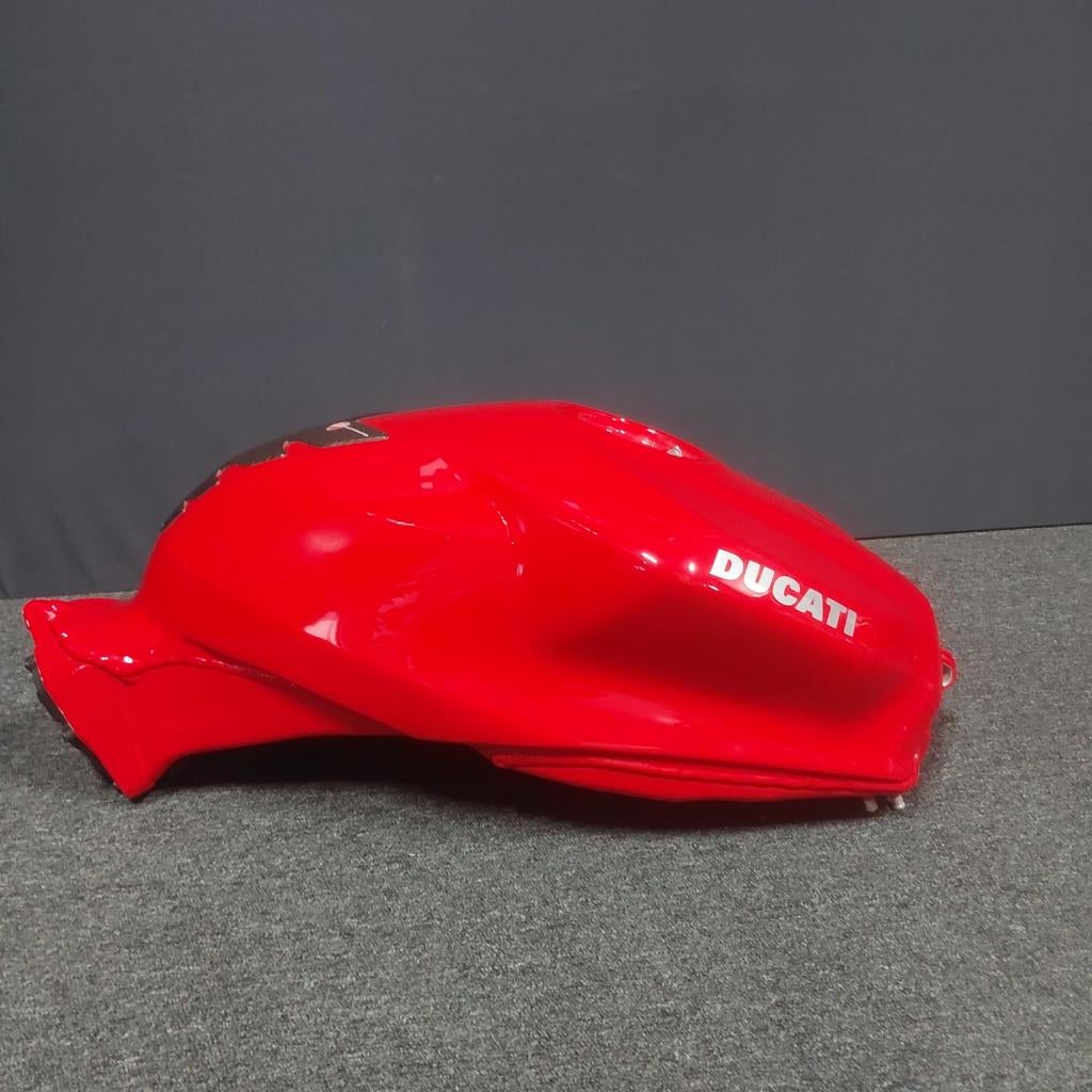 Aluminium tank Ducati 1199/1299/V2, Motoren, Onderdelen | Ducati, Ophalen of Verzenden, Gebruikt