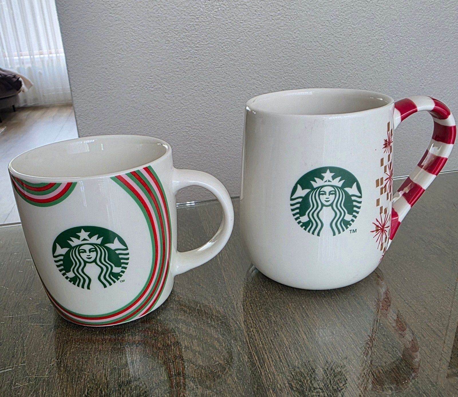 Kerst Christmas Beker mok kop Starbucks
Mokken, Ophalen of Verzenden, Zo goed als nieuw, Overige stijlen, Kop(pen) en/of Schotel(s)
