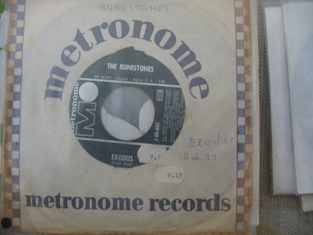 Single-Sale; The Runestones - Exodus, Ophalen of Verzenden, Gebruikt, 7 inch, Pop