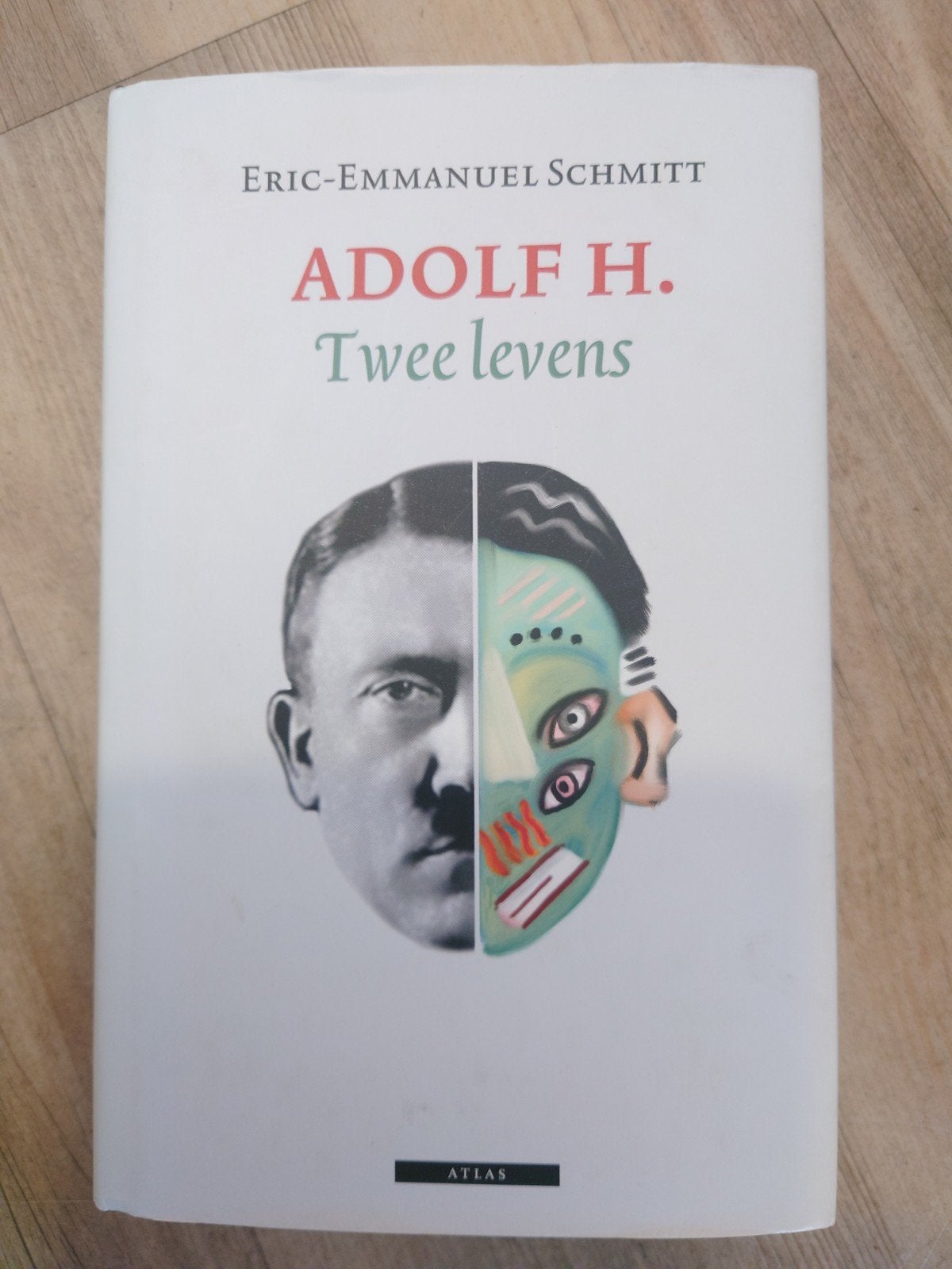 Adolf H. Twee levens - Eric-Emmanuel Schmitt (als nieuw), Ophalen of Verzenden, Zo goed als nieuw, Eric-Emmanuel Schmitt