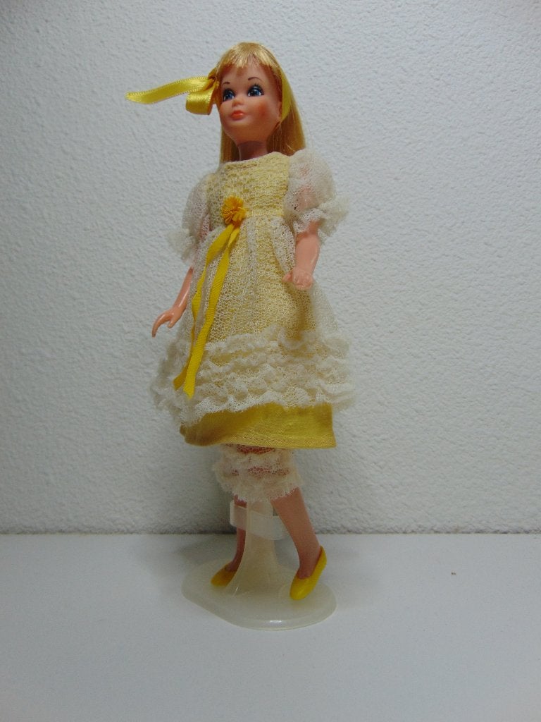 Vintage outfit voor Skipper Barbie Eeny Meeny Midi, Verzamelen, Ophalen of Verzenden, Gebruikt, Kleertjes