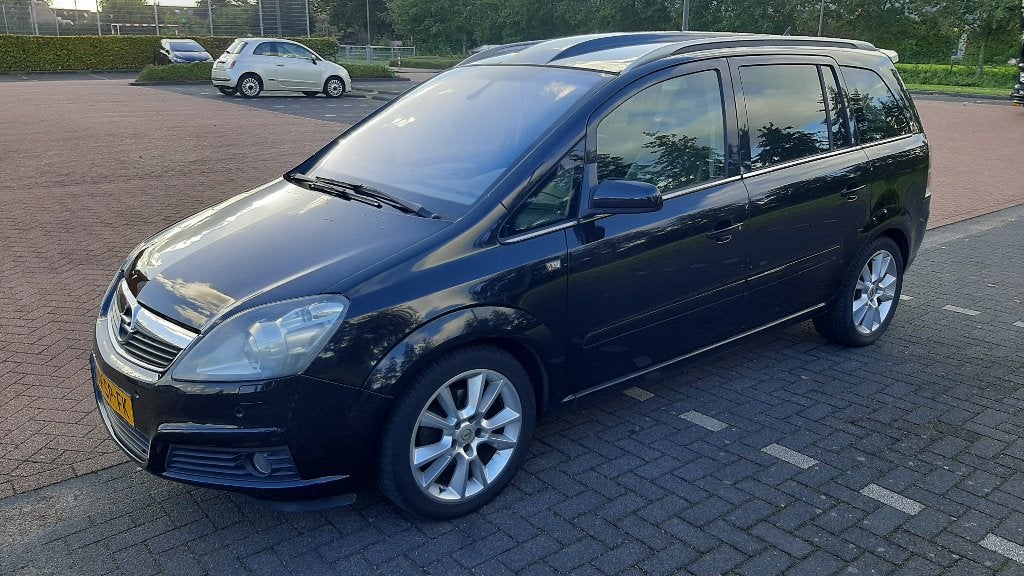Opel Zafira 1.8 Cosmo 2006 Zwart Panoramadak 7 pers., 4 cilinders, Zwart, Origineel Nederlands, Grijs