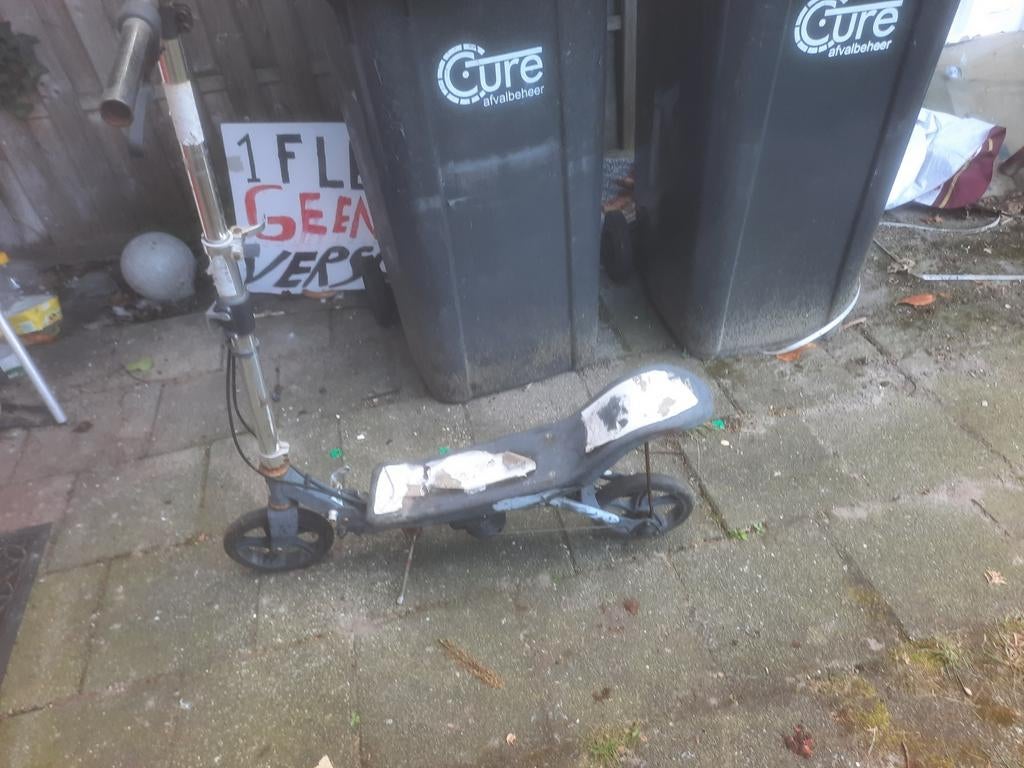 Steps, Fietsen en Brommers, Ophalen, Zo goed als nieuw, Gewone step