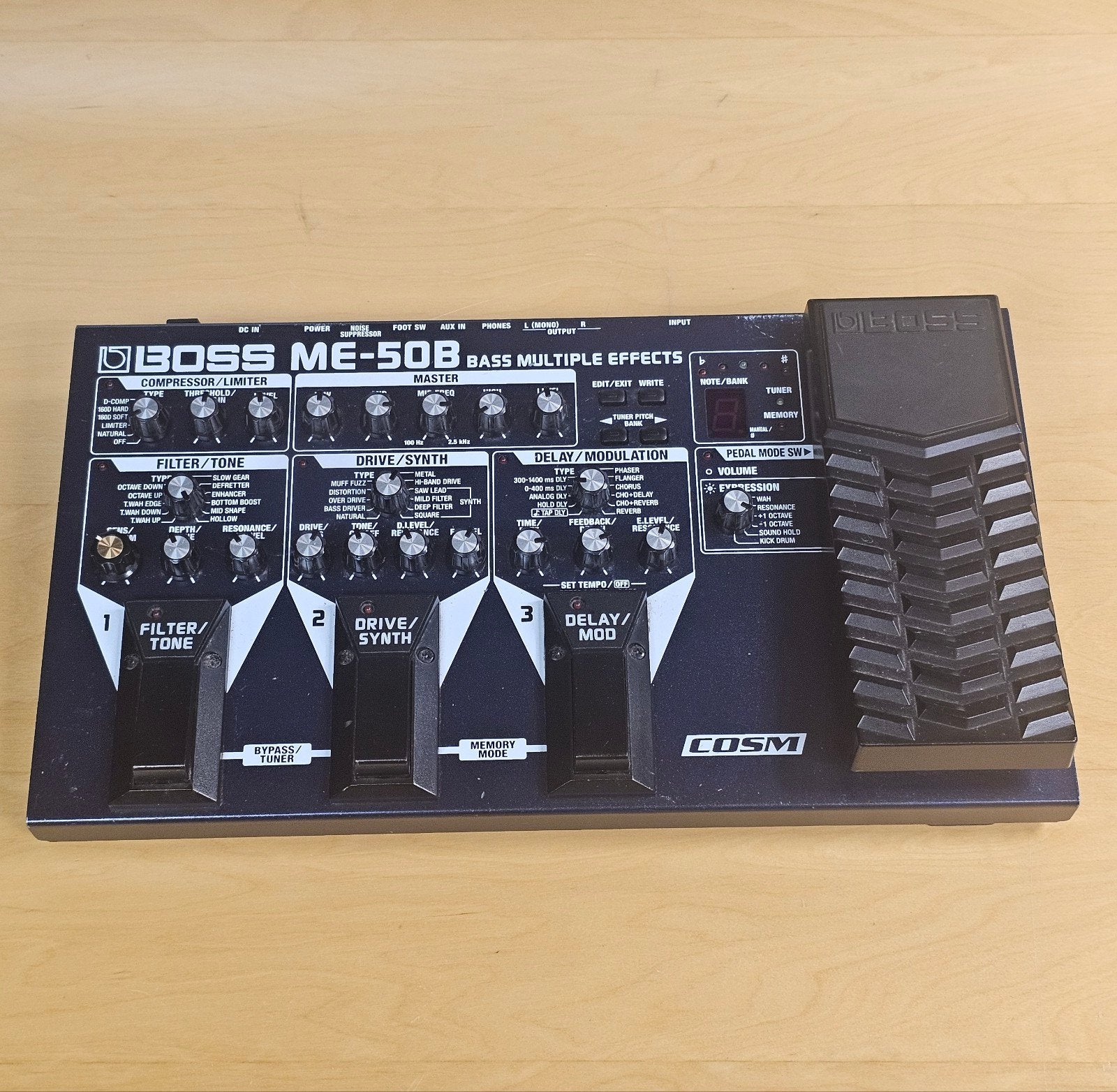 Boss ME-50B Bass Multiple Effects met Koffer, Delay of Echo, Info@boss.info, Verzenden, Zo goed als nieuw