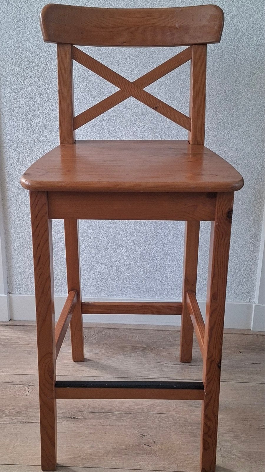 Houten barkruk met rugleuning, Ophalen, Gebruikt, Bruin, Eén