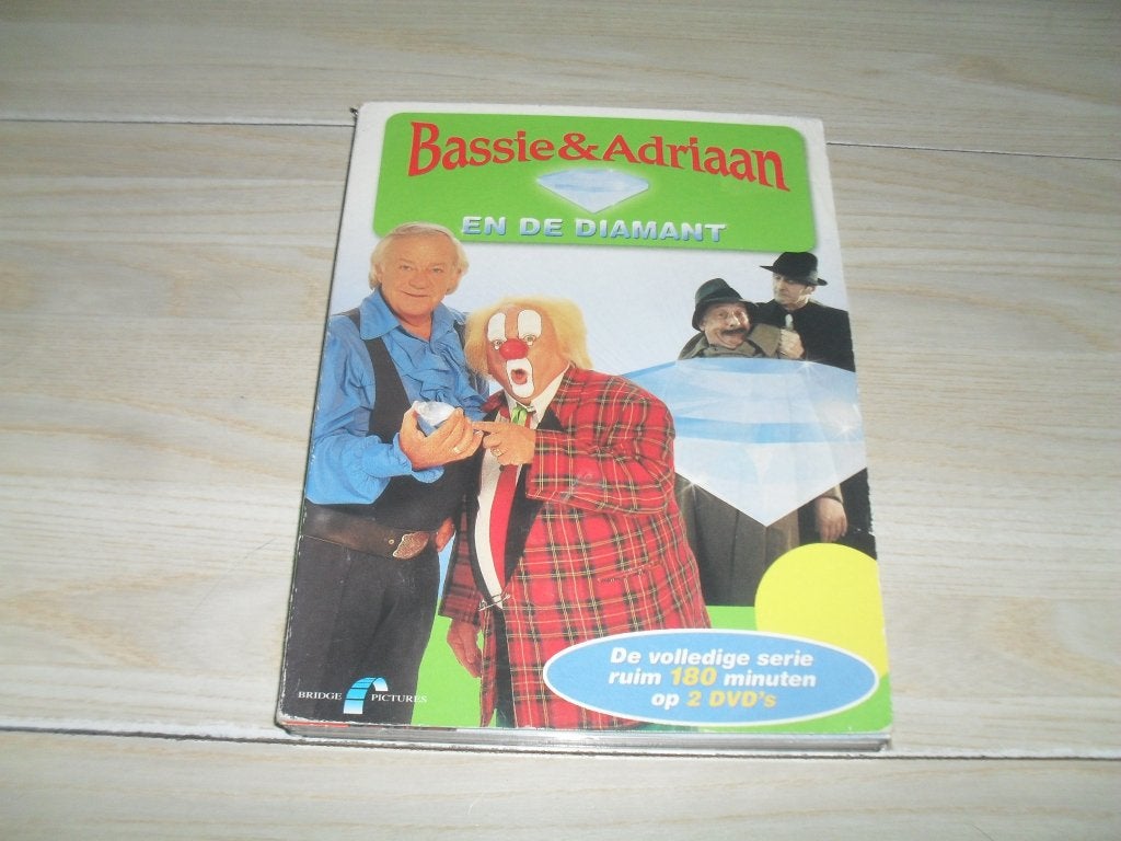 Bassie & Adriaan 2 DVD's De diamant, Alle leeftijden, Ophalen, Gebruikt, Familie en Kinderfilm