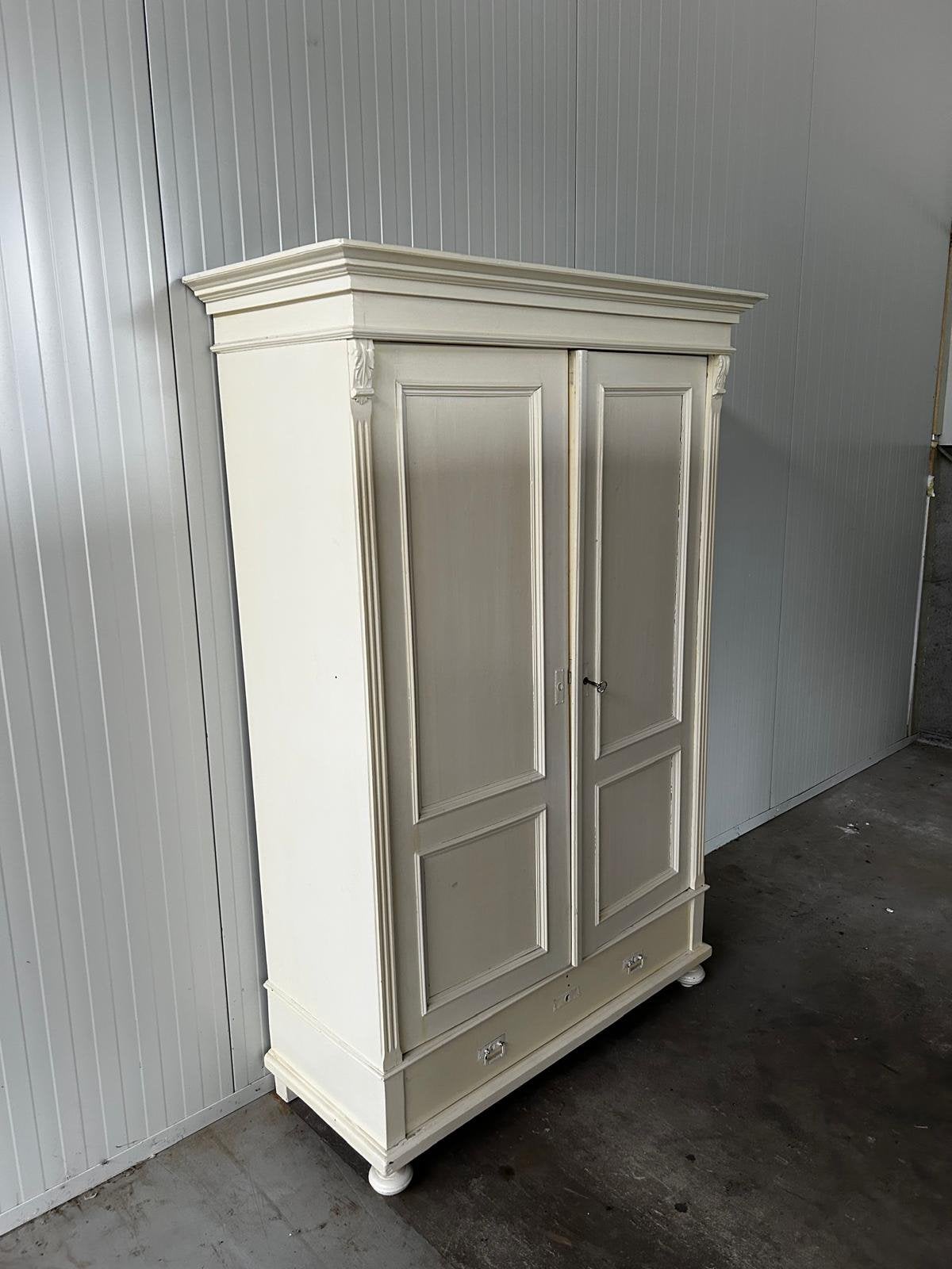 Brocante linnenkast met planken en een la, Ophalen