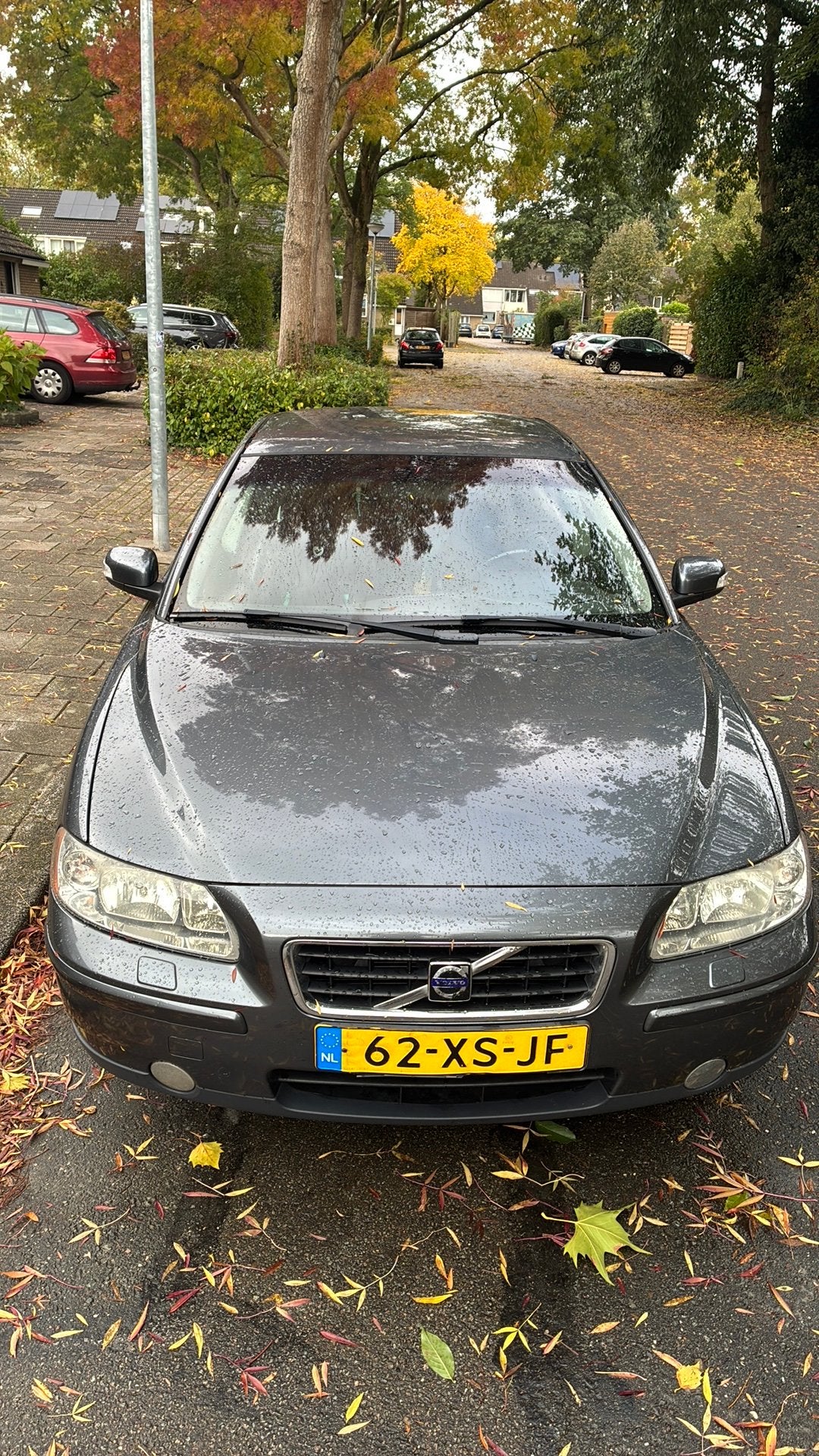 Volvo S60 2.4 140PK 2007 Grijs, Auto's, Voorwielaandrijving, S60, 75 €/maand, Particulier
