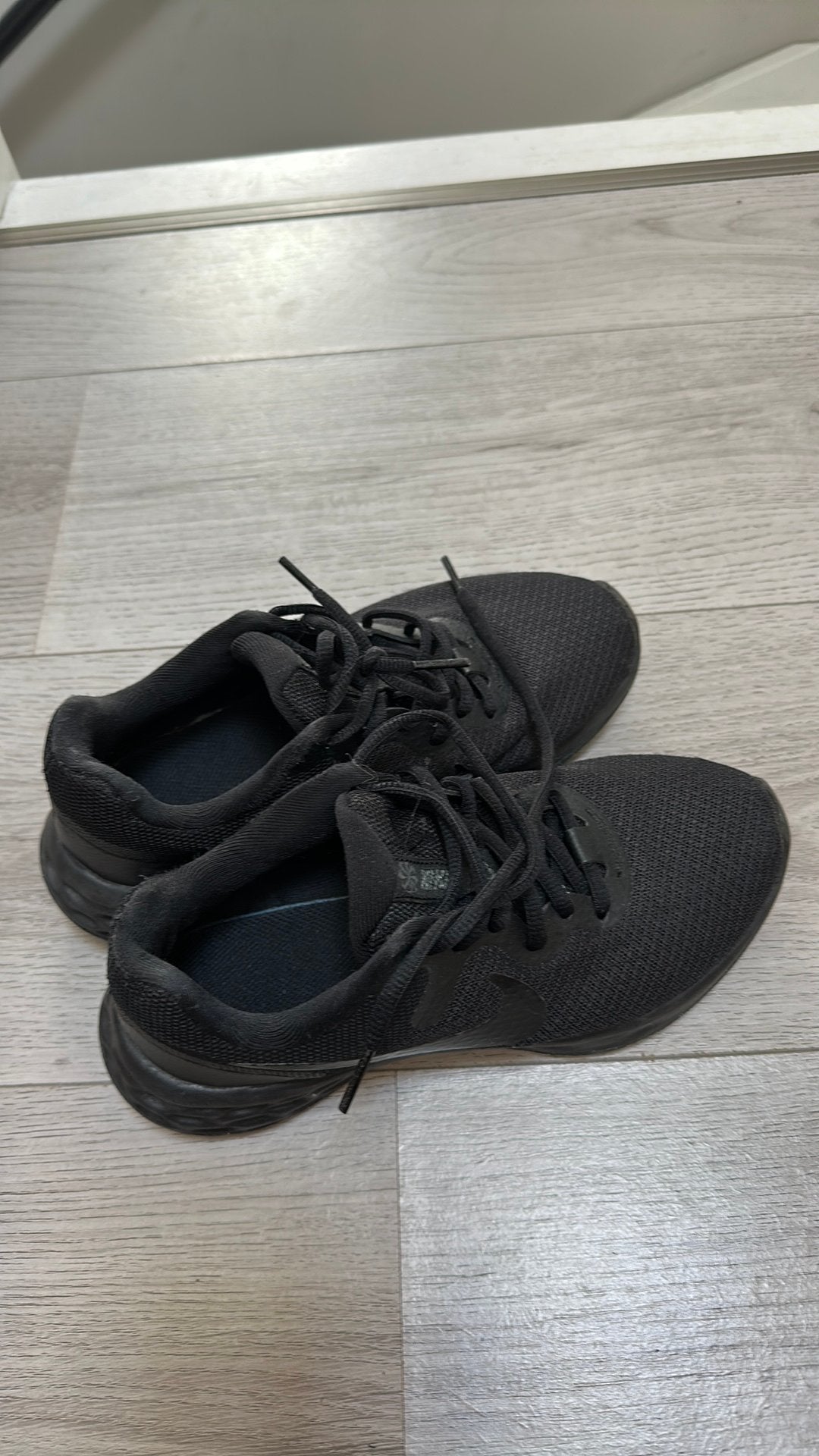 Nike revolution 6 hardloopschoenen 36 maat, Zwart, Ophalen of Verzenden, Sneakers of Gympen, Zo goed als nieuw