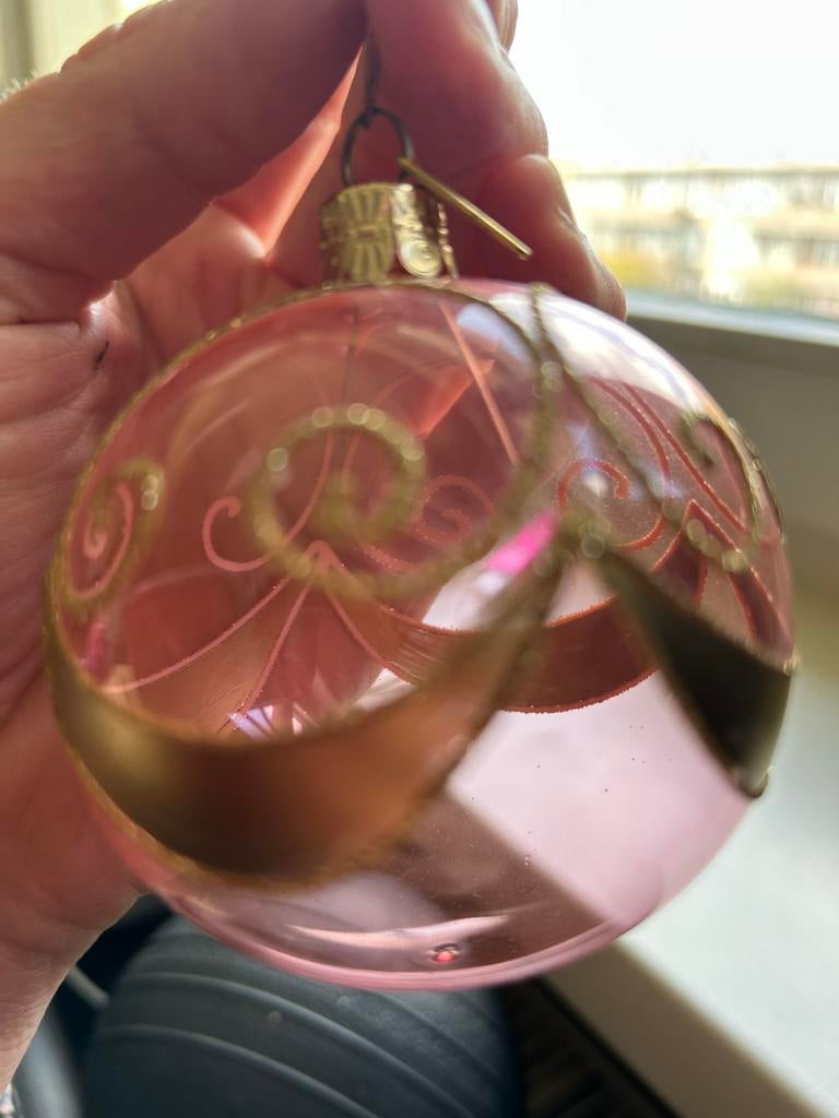 Bijenkorf roze gouden glazen kerstbal, Diversen, Kerst, Ophalen of Verzenden