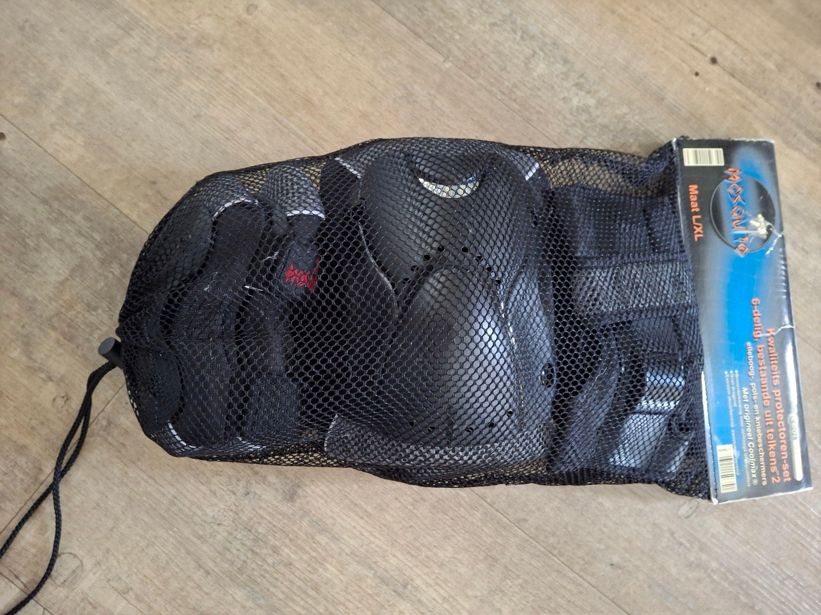 beschermers knie, pols, elleboog skeeleren L/XL, Sport en Fitness, Ophalen of Verzenden, Helm of Bescherming